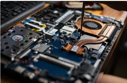 laptop course with chip level training